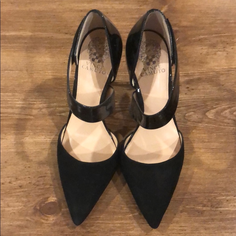 Vince Camuto Size 8 Black Pump